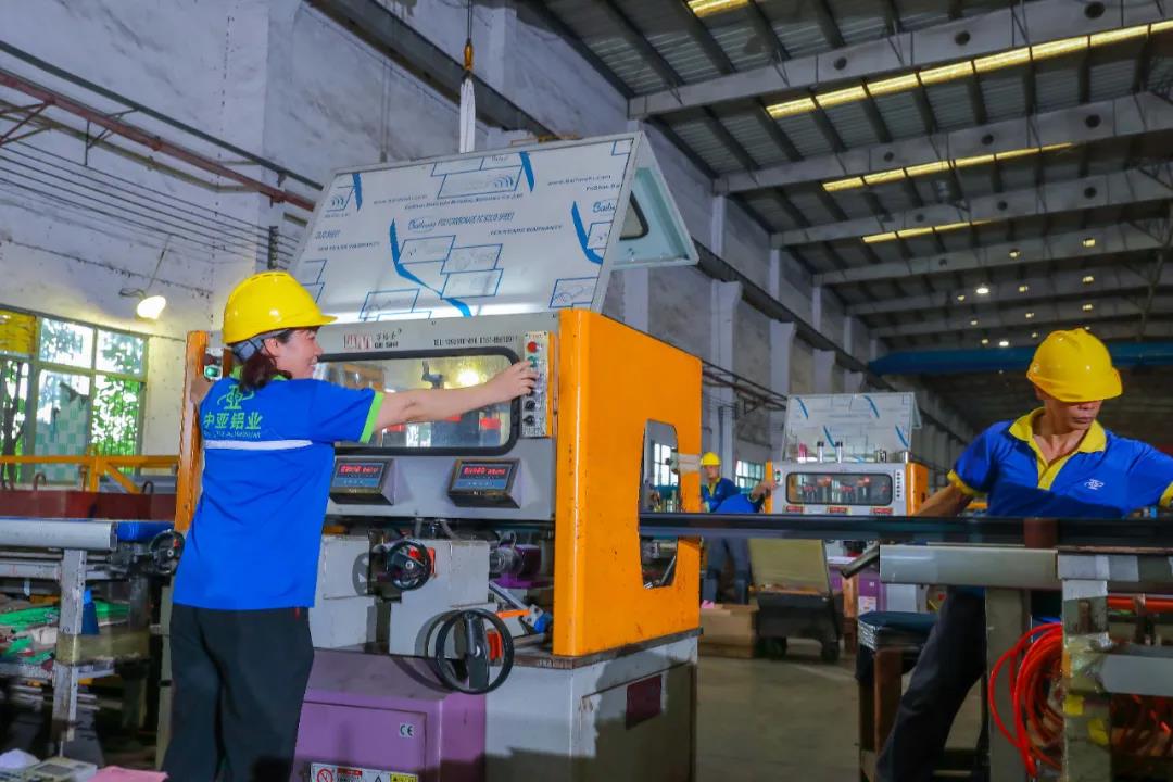 【铝加工产业技术网络论坛-4】 铝业“破局” 中亚思考(图3)