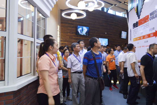 国家标准GB/T 8478《铝合金门窗》审查会在佛山顺利召开(图13)