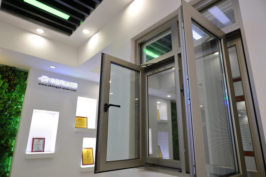 雷雨台风天来袭，你家门窗能“顶住”吗？(图2)