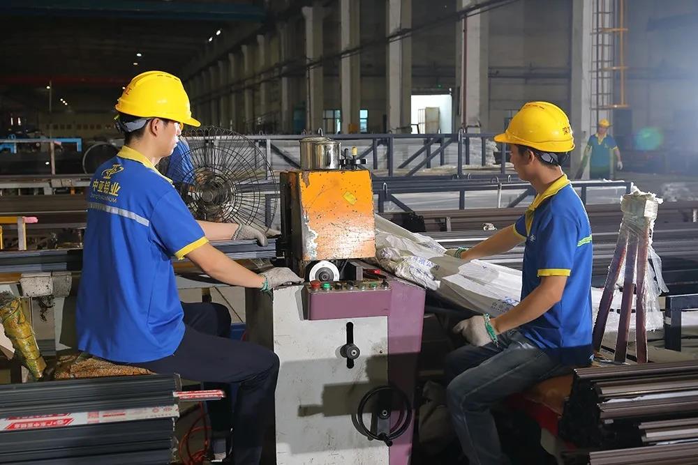 中亚丨九九重阳节，浓浓敬老情——向老员工致敬(图7)