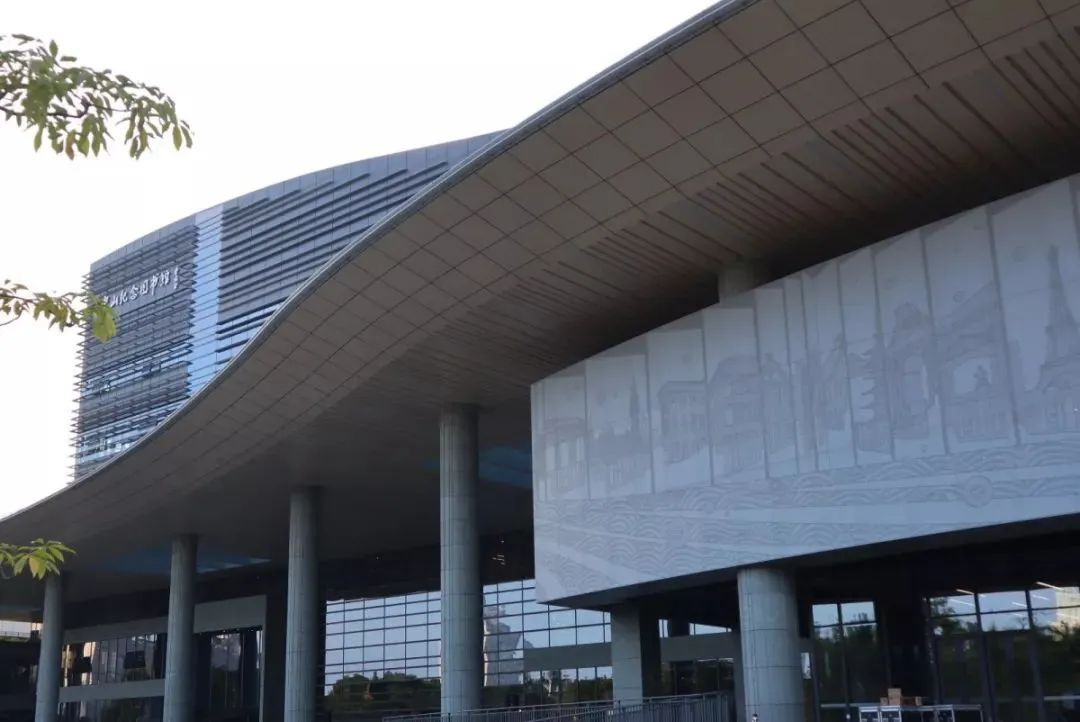 中亚工程案例展示丨坐书乡观日出日落，赏机场云卷云舒(图3)